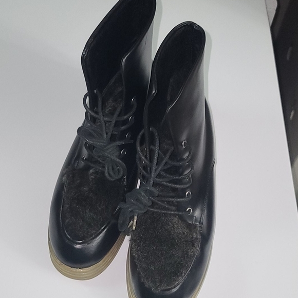 F-Troupe Women's Reversed Leather Fur Top Lace Up - Picture 4 of 4